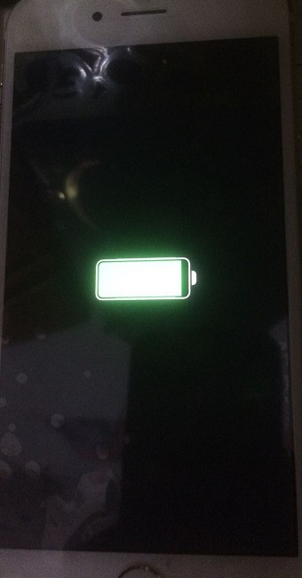 请问iPhone 6在关机状态下充电为什么一直都充