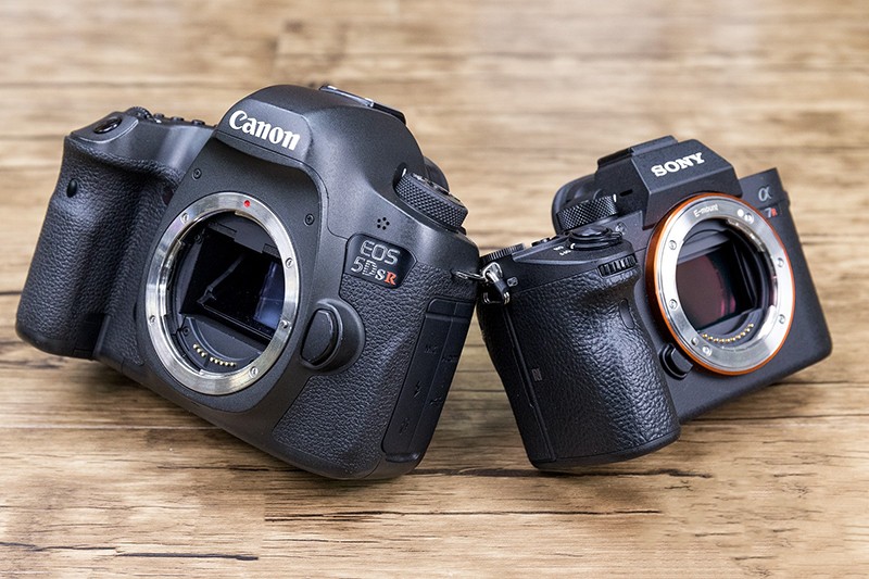 佳能5D4和索尼A7RIII选哪个?