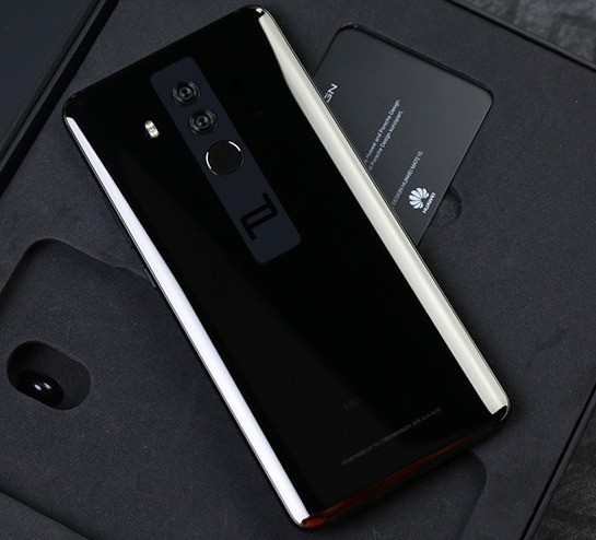 华为mate10保时捷设计的性能咋样