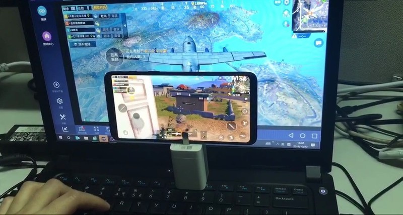 肿么把手机游戏投射到电脑屏幕上?