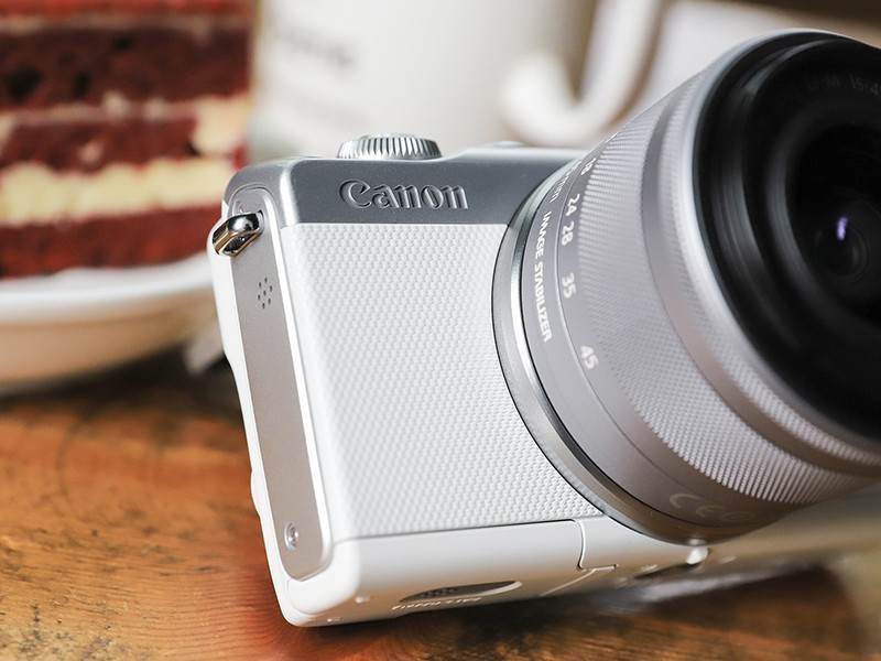 佳能m100和索尼a6000买哪个?