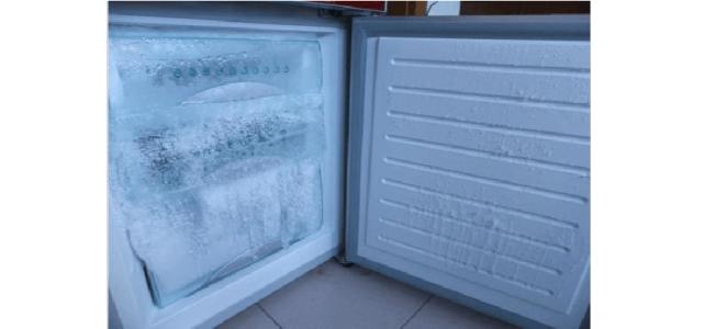 为什么家里的冰箱会结冰?求解答!